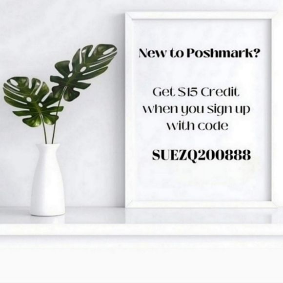 Spring Street Gold Earrings BRAND NEW WITH TAGS - Picture 4 of 4